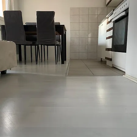 Axis 61 *