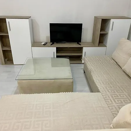 شقة Axis 61 *